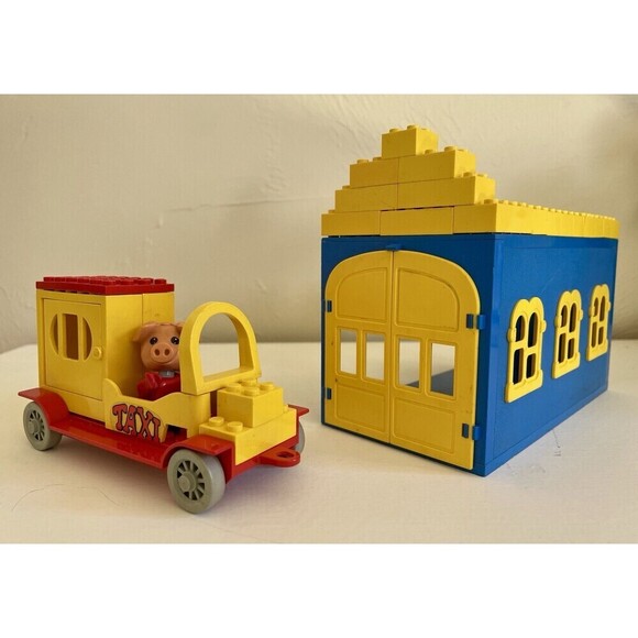 LEGO Fabuland Lot – Camper, Hospital, House, Taxi & More! - Picture 5 of 6